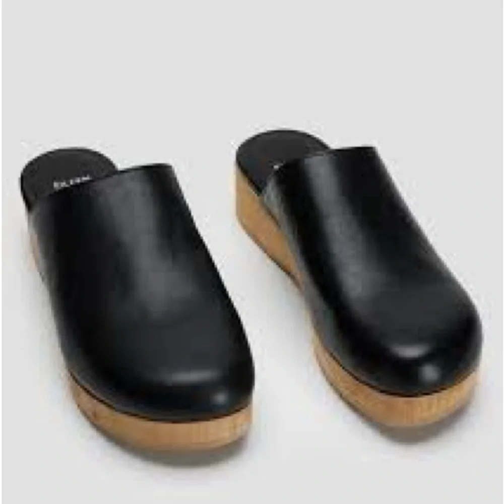 NIB Eileen Fisher Black Leather y2k 90s EVA Slip on Luxury Staple Mules 8 - Picture 4 of 8